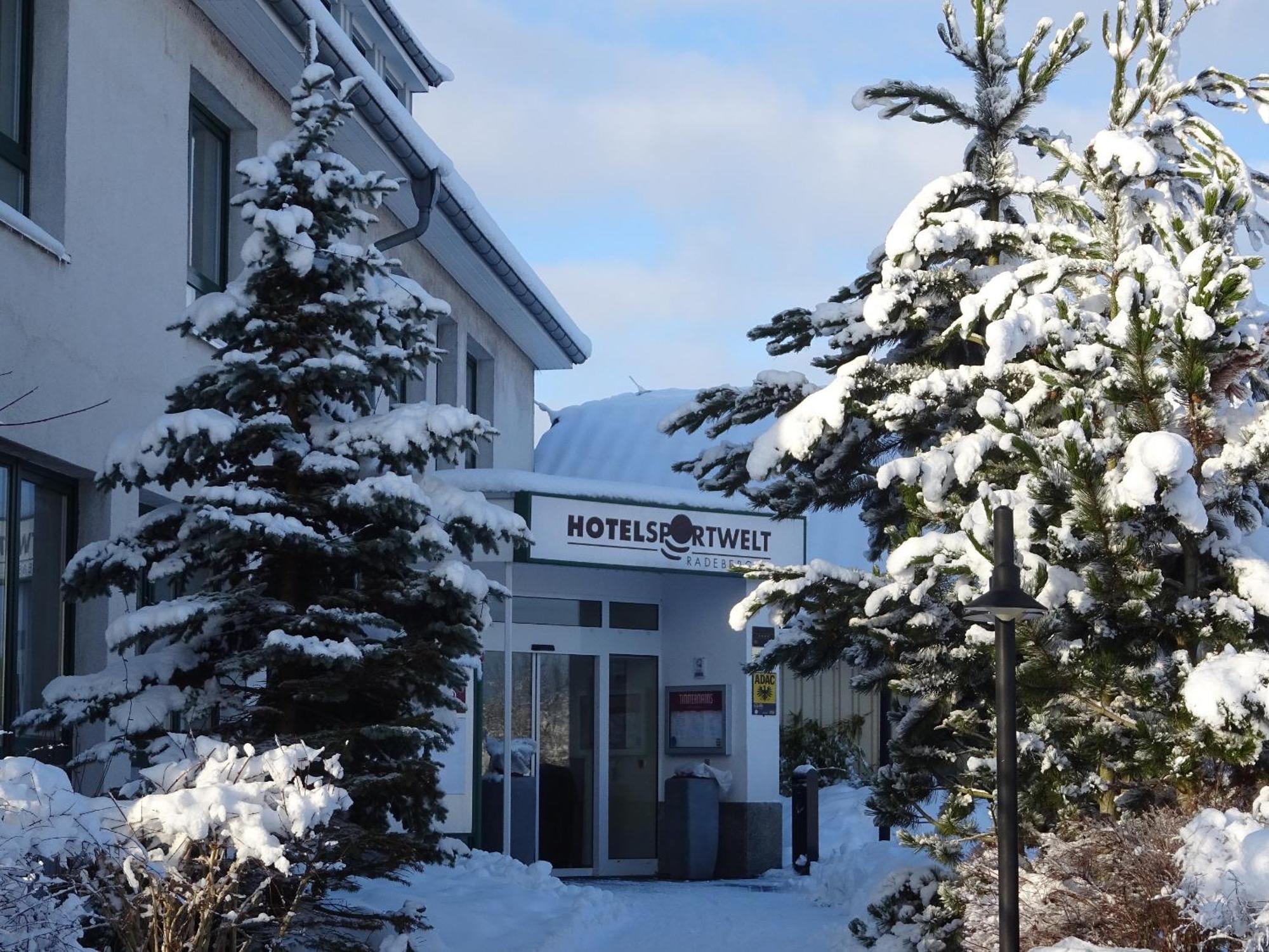 Hotel Sportwelt Radeberg Εξωτερικό φωτογραφία