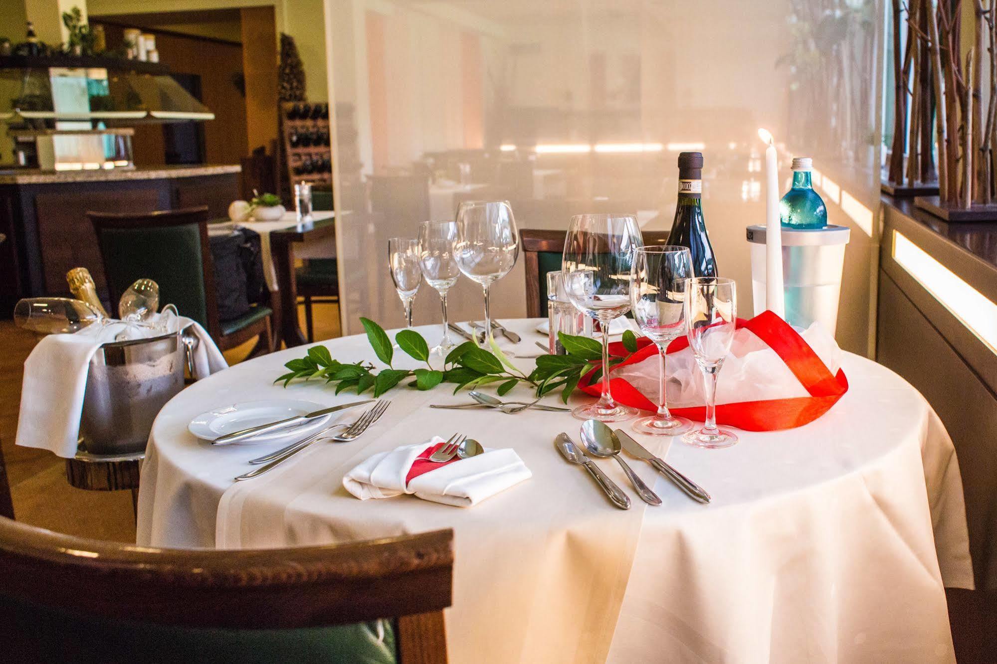 Hotel Sportwelt Radeberg Εξωτερικό φωτογραφία